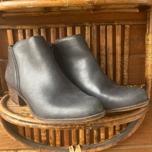 LUCKY Barstyn Black Leather Booties Sz 8 Eu 38.5 Ankle Boots